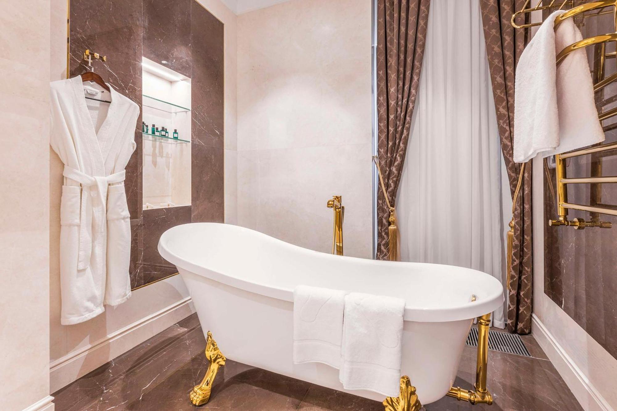 Hilton Garden Inn Samarkand Afrosiyob 外观 照片